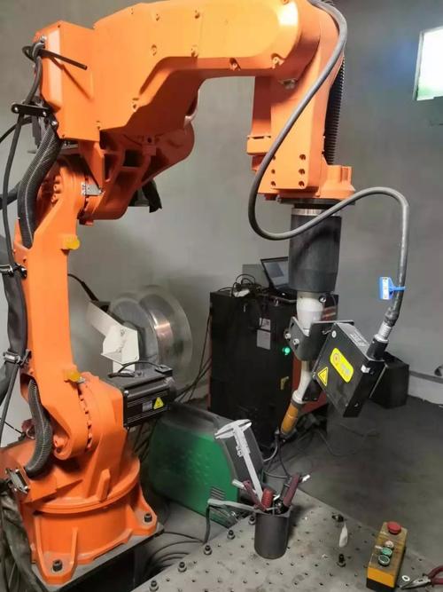 机器人焊缝跟踪系统 ▏适配钱江机器人实现完美焊接!